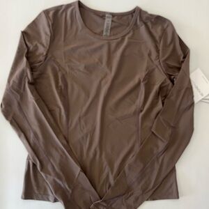 Beyond Yoga POWERBEYOND Lite Airshield Long Sleeve Top